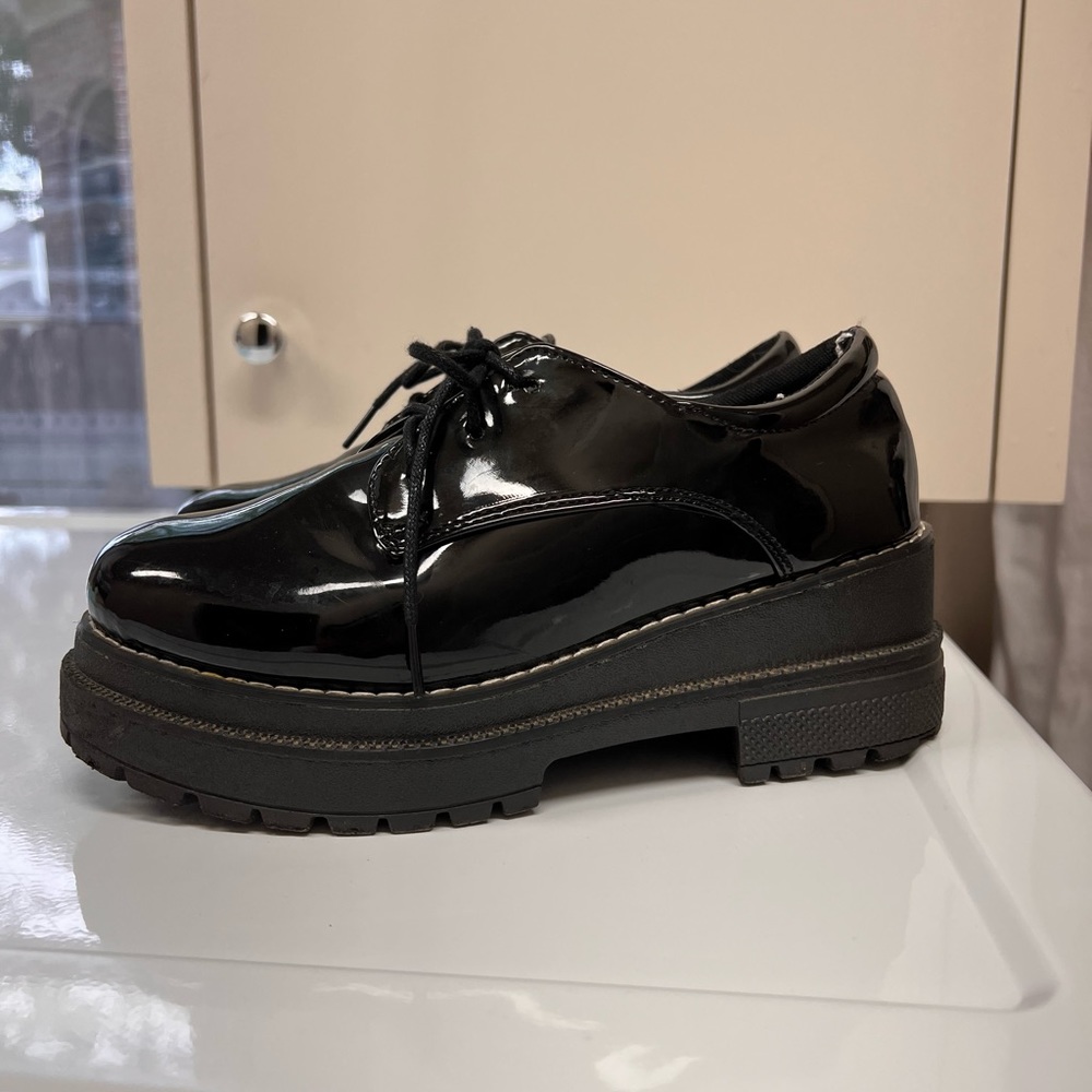 Platform black oxfords